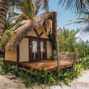 Glamp Ikal *** Tulum